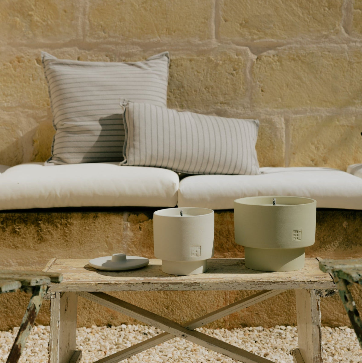June Outdoor Candle THREE + lid — imagem oficial Mon Dada