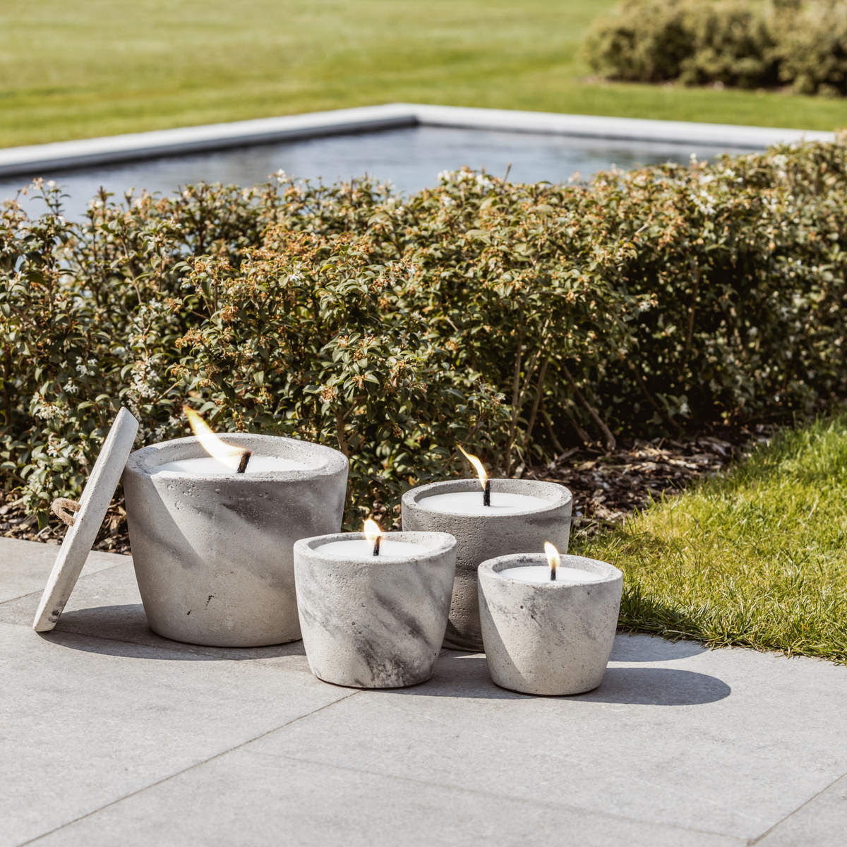 Urban Outdoor Garden Candle XL + lid — imagem oficial Mon Dada