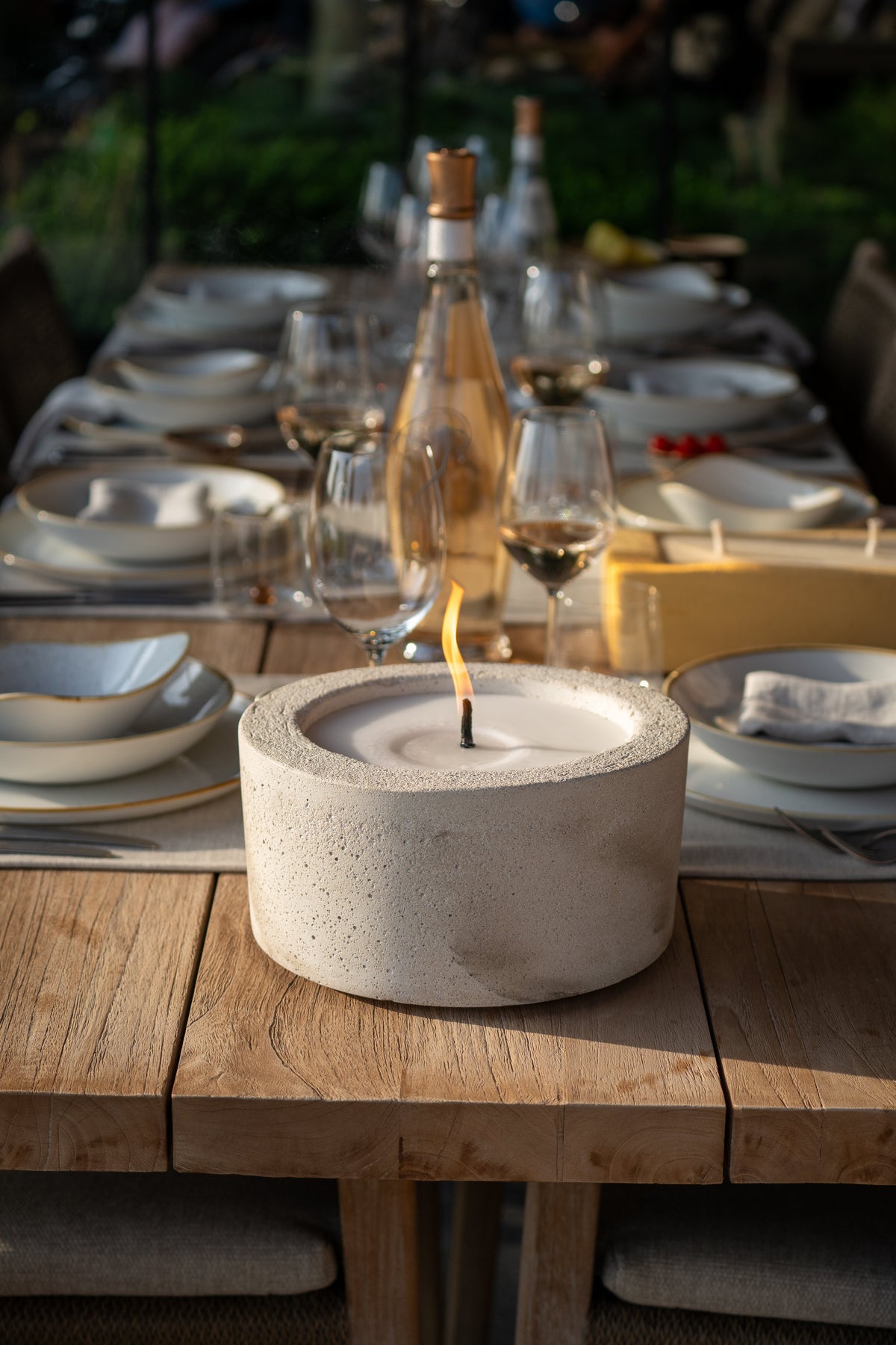 Urban Outdoor Table Candle Three — imagem oficial Mon Dada