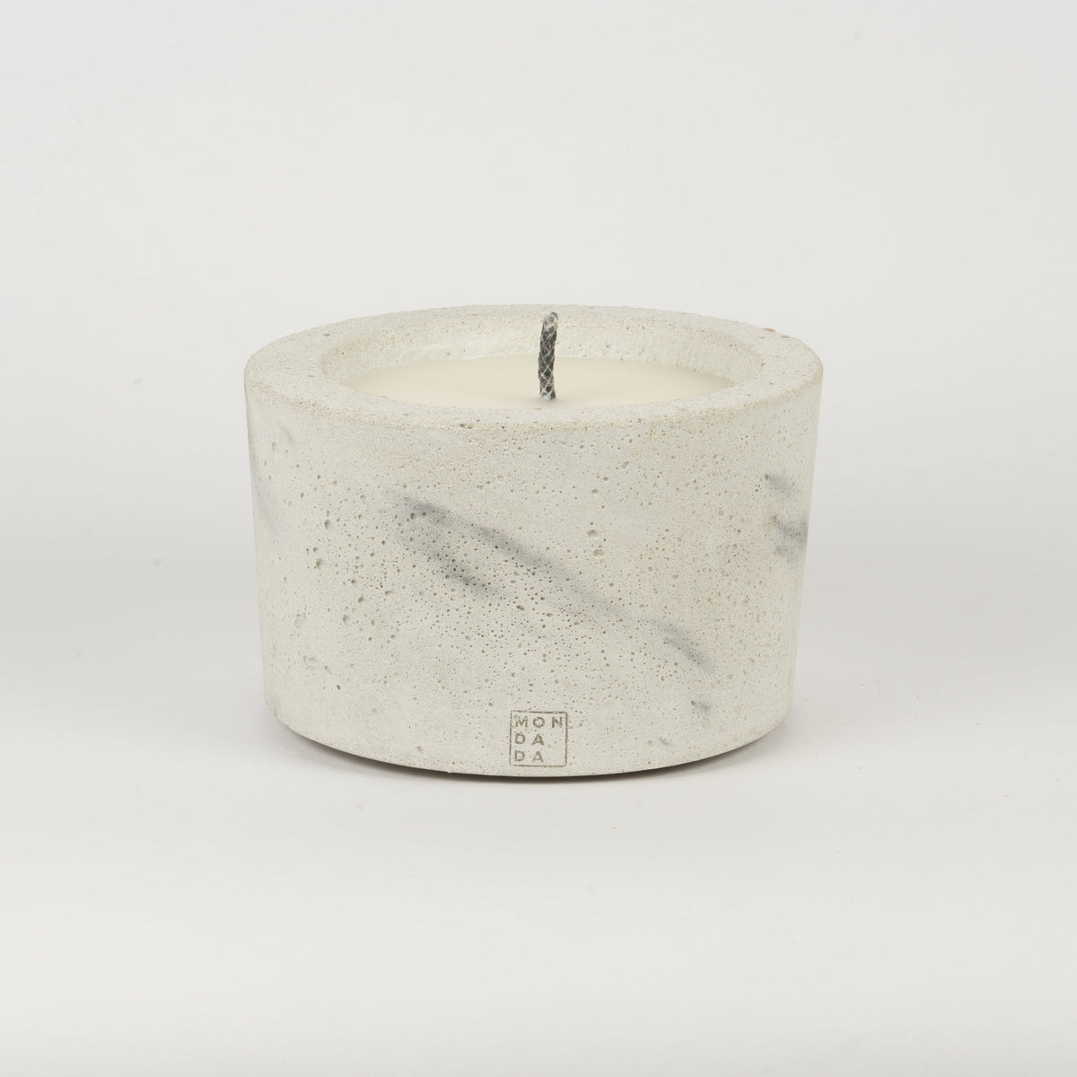 Urban Outdoor Table Candle Two — imagem oficial Mon Dada