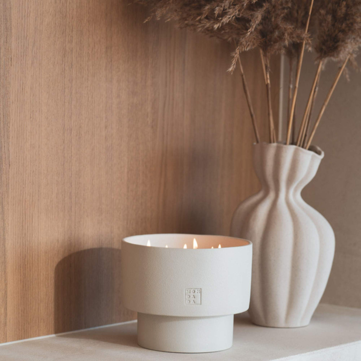 Octo Indoor Candle THREE — imagem oficial Mon Dada