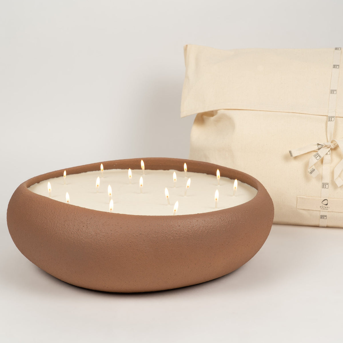 Doteki Indoor Candle XL — imagem oficial Mon Dada