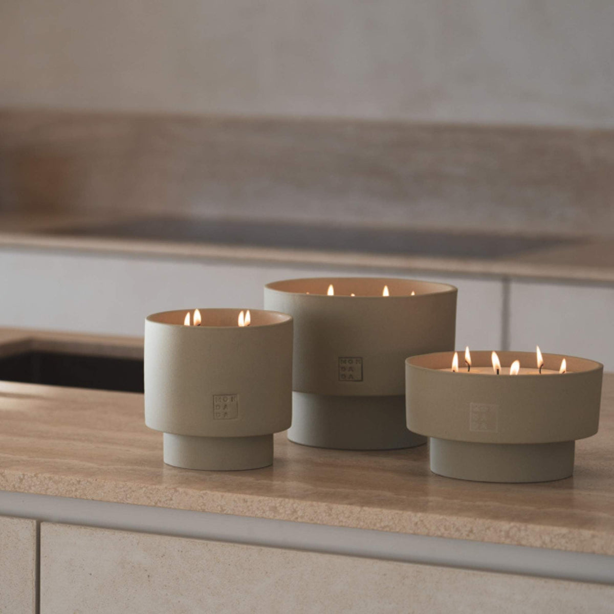 Octo Indoor Candle THREE — imagem oficial Mon Dada