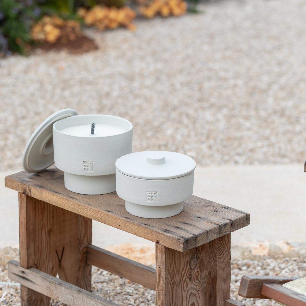 June Outdoor Candle TWO + lid — imagem oficial Mon Dada