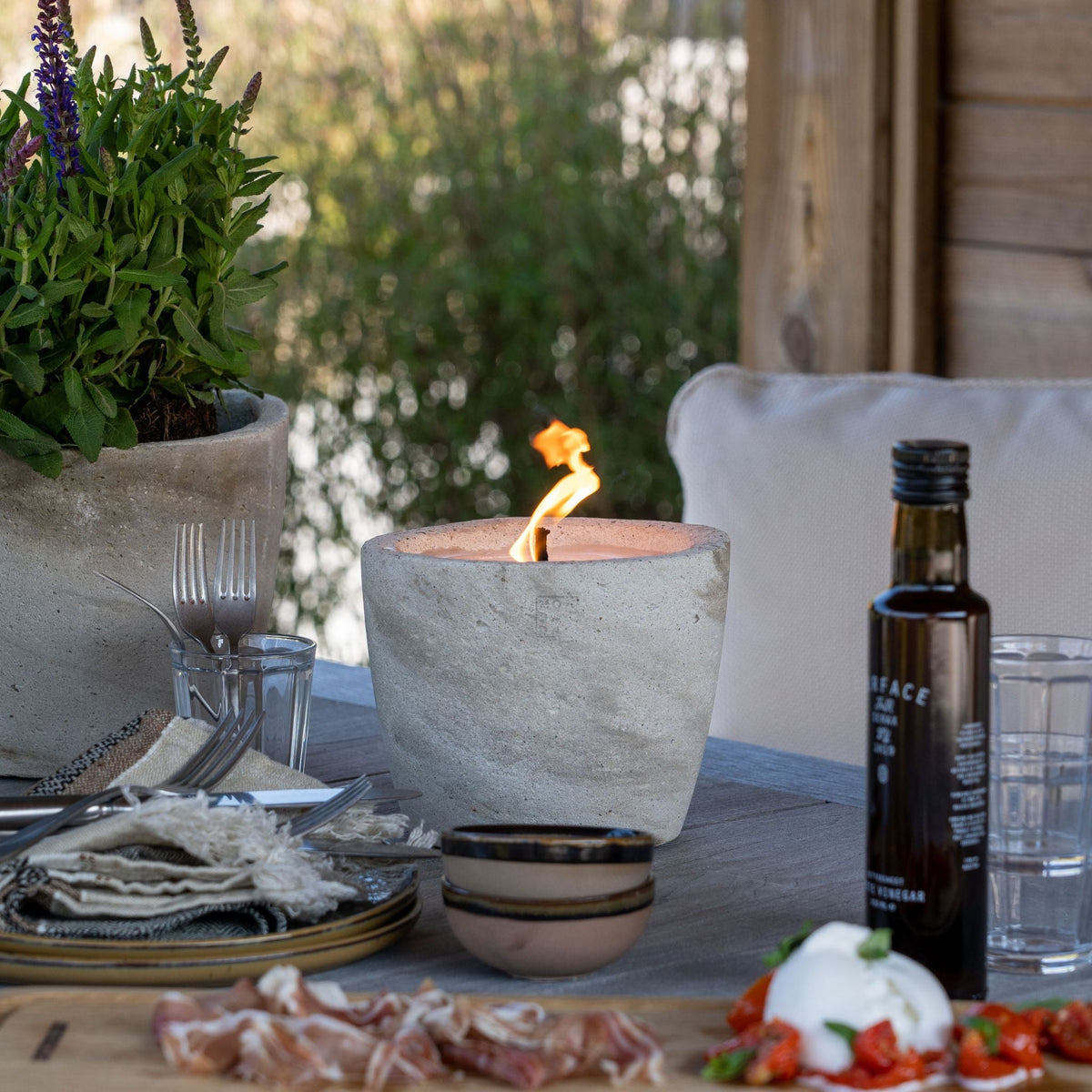 Urban Outdoor Garden Candle Large + lid — imagem oficial Mon Dada