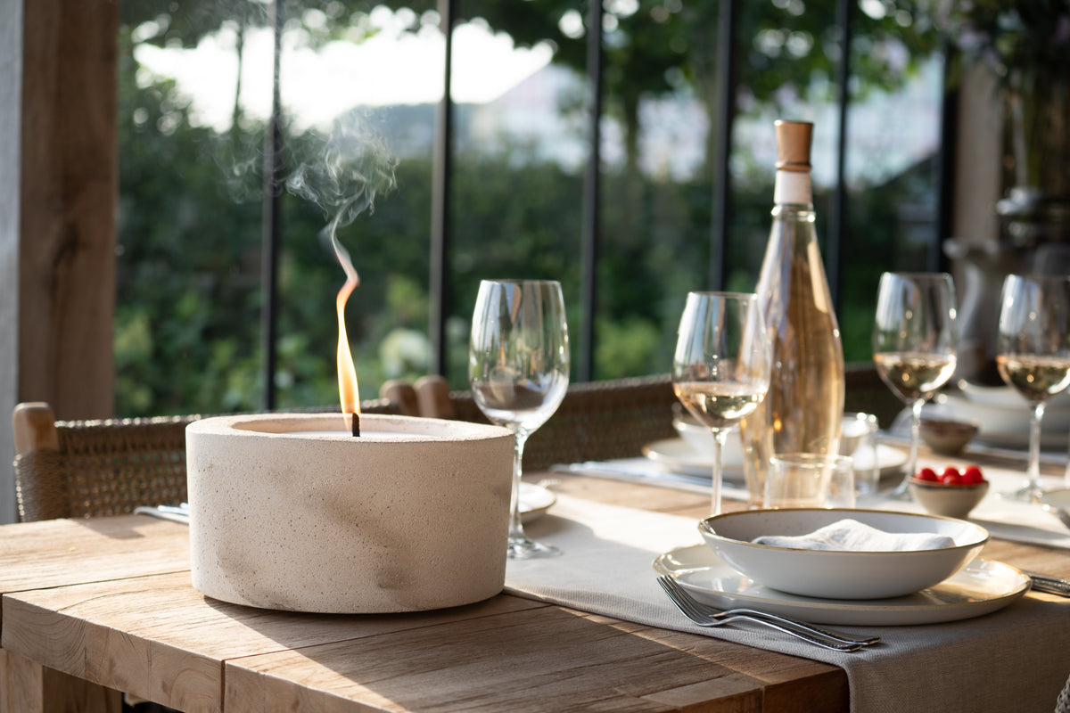 Urban Outdoor Table Candle Three — imagem oficial Mon Dada