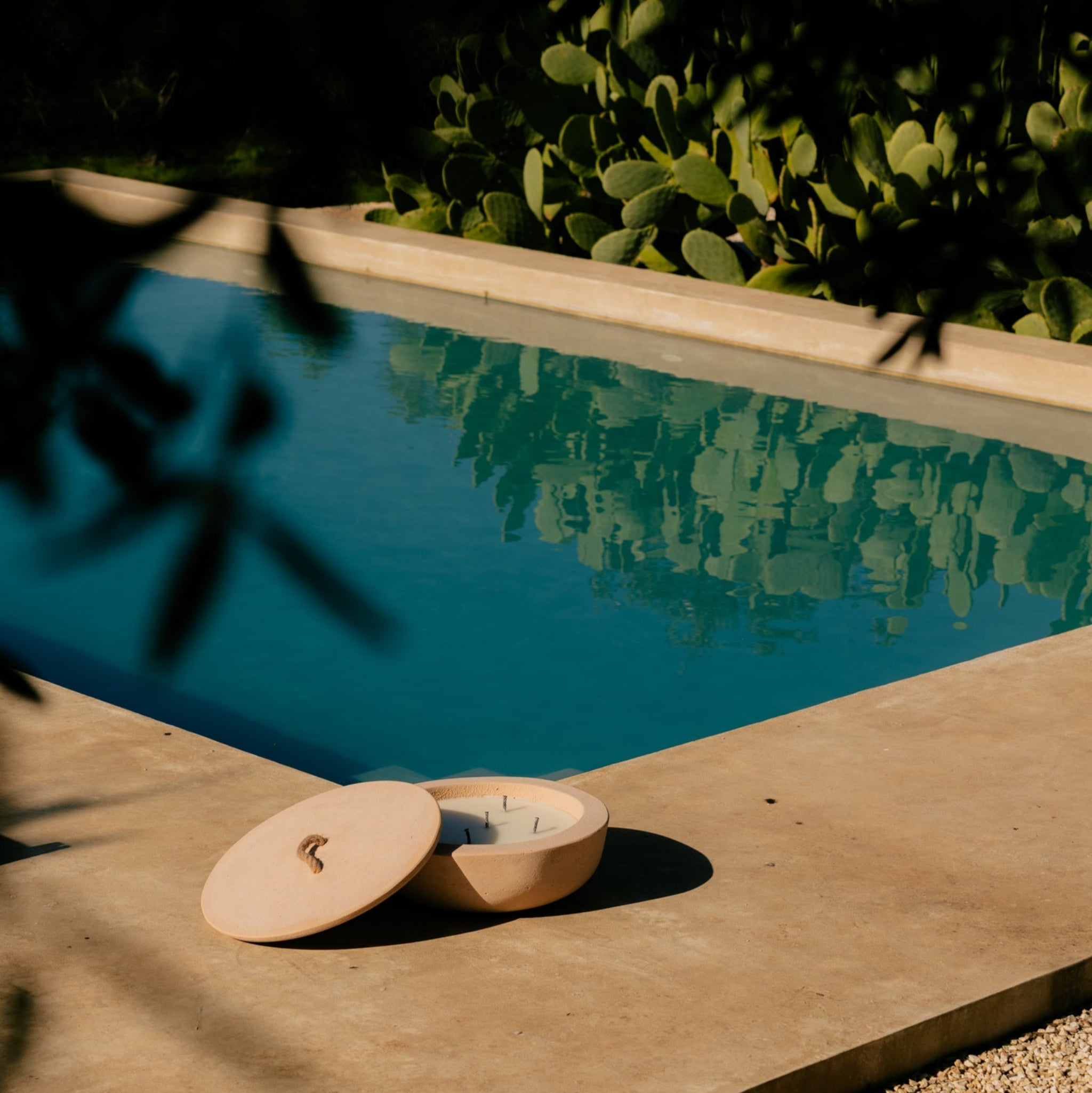 Urban Outdoor Garden Candle XXXL + lid — imagem oficial Mon Dada
