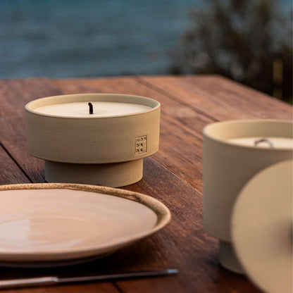 June Outdoor Candle TWO + lid — imagem oficial Mon Dada