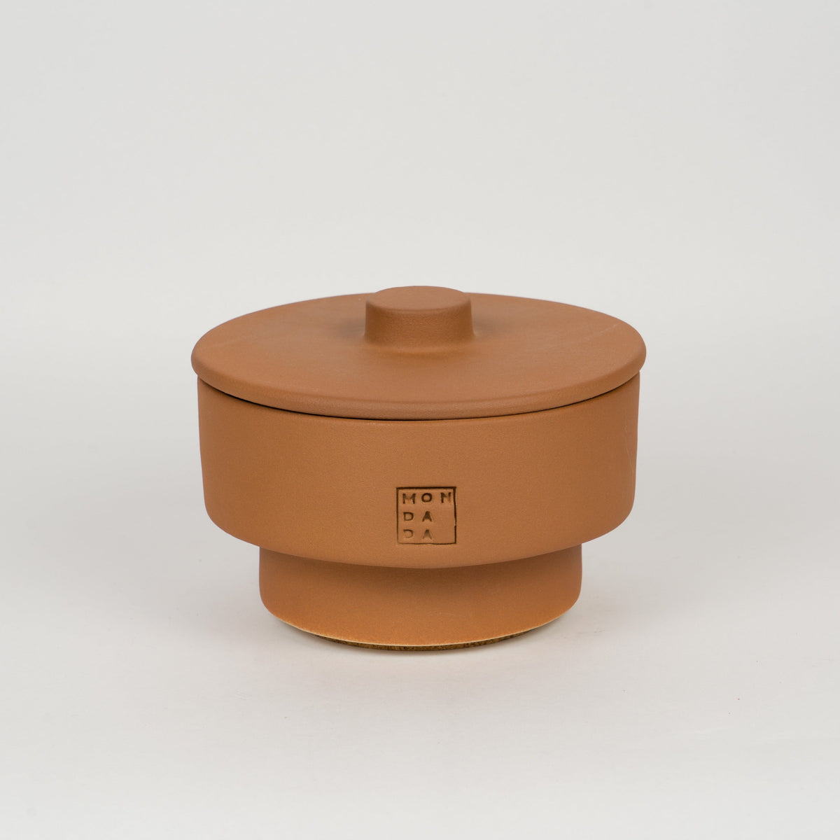 June Outdoor Candle TWO + lid — imagem oficial Mon Dada